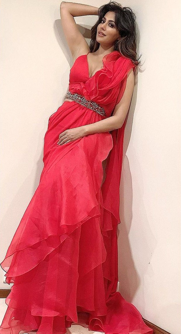 Chitrangda Singh keeps it traditional in poppy red organza and chiffon saree worth Rs. 59,900 Chitrangda Singh keeps it traditional in poppy red organza and chiffon saree worth Rs. 59,900