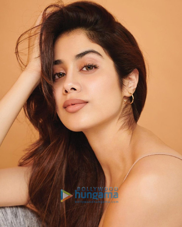 janhvi kapoor 2 21