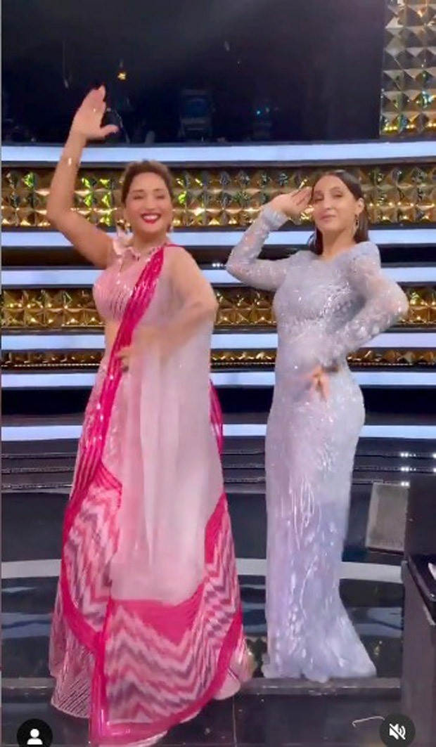 Madhuri Dixit and Nora Fatehi groove to the beats of 'Mera Piya Ghar Aaya' on Dance Deewane 3 set, watch video Madhuri Dixit and Nora Fatehi groove to the beats of 'Mera Piya Ghar Aaya' on Dance Deewane 3 set, watch video