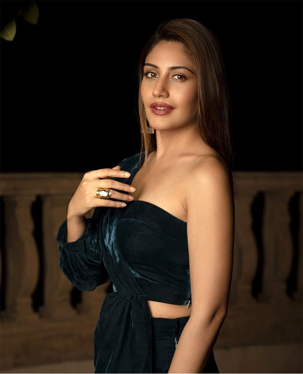 Naagin 5 actress Surbhi Chandna keeps it chic in velvet olive green co-ord set