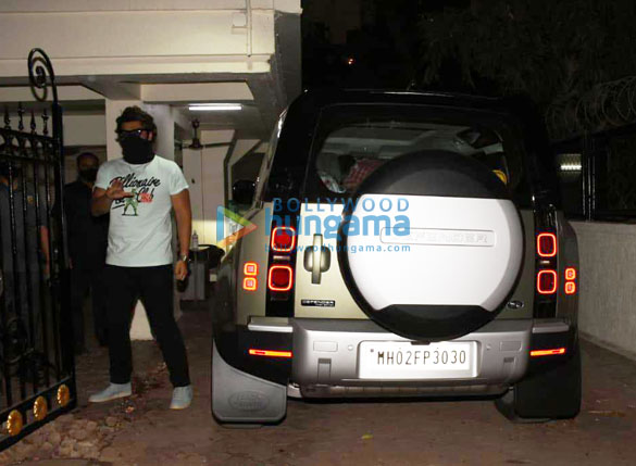 photos arjun kapoor spotted with his new car 3