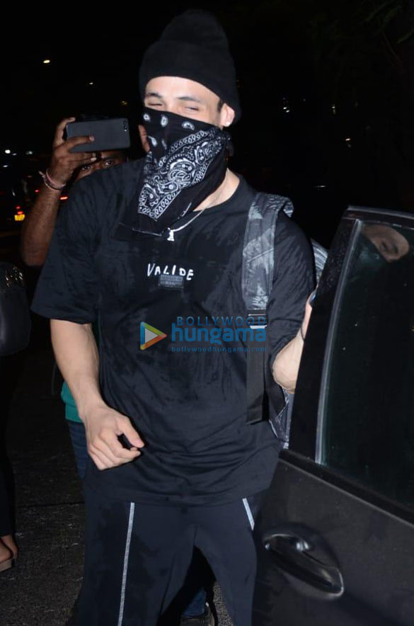 photos asim riaz spotted at the gym 3 2