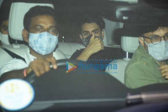 Photos: Ibrahim Ali Khan and Shweta Nanda snapped at Karan Johar’s house in Bandra Photos: Ibrahim Ali Khan and Shweta Nanda snapped at Karan Johar’s house in Bandra