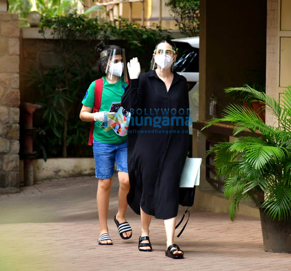 photos inaaya naumi kemmu and karisma kapoor with son spotted at kareena kapoor khans house 1