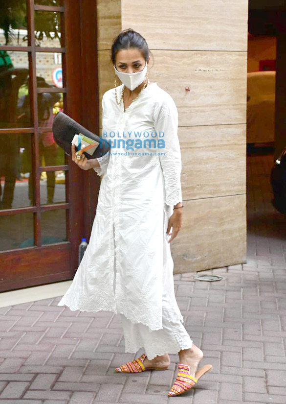 photos malaika arora spotted in bandra 4 14