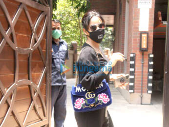 Photos: Neha Sharma spotted in Bandra