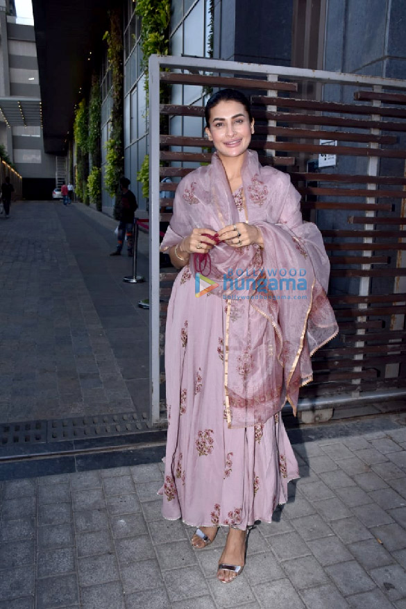 photos pavitra punia celebrates birthday with eijaz khan 3