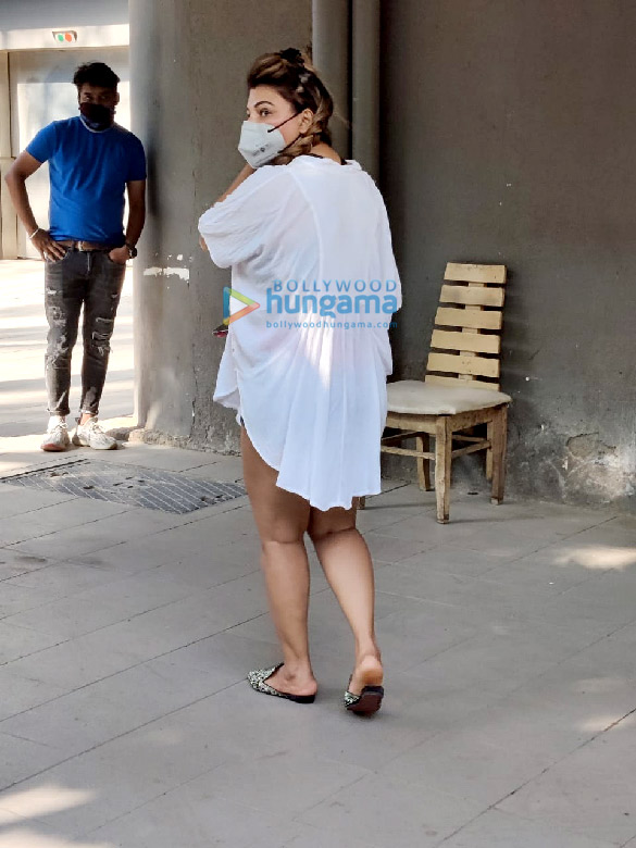 photos rakhi sawant snapped in mumbai 1