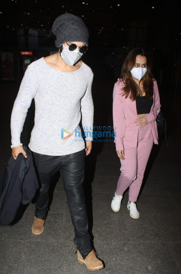 Photos: Varun Dhawan, Shreyas Talpade, Giorgia Andriani and others snapped at the airport
