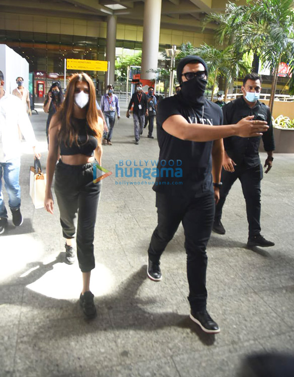 photos tara sutaria arjun kapoor raai laxmi and others snapped at the airport 1