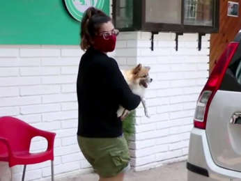Raveena Tandon with her pet dog spotted at a clinic in Bandra Raveena Tandon with her pet dog spotted at a clinic in Bandra