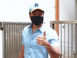 Riteish Deshmukh spotted at a clinic in Bandra