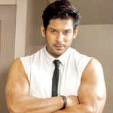 Sidharth Shukla reprimands those playing politics with pandemic statistics, says ‘we are actually loosing loved ones’