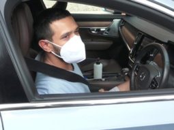 Vikrant Massey spotted at Lokhandwala complex in Andheri