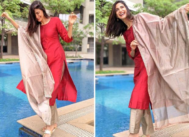 Red sale churidar suit