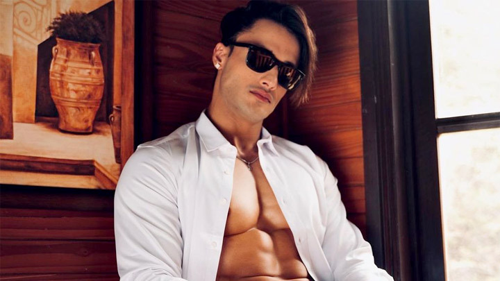 EXCLUSIVE- Is Asim Riaz working with Salman Khan, Disha Patani? He finally RESPONDS EXCLUSIVE- Is Asim Riaz working with Salman Khan, Disha Patani? He finally RESPONDS