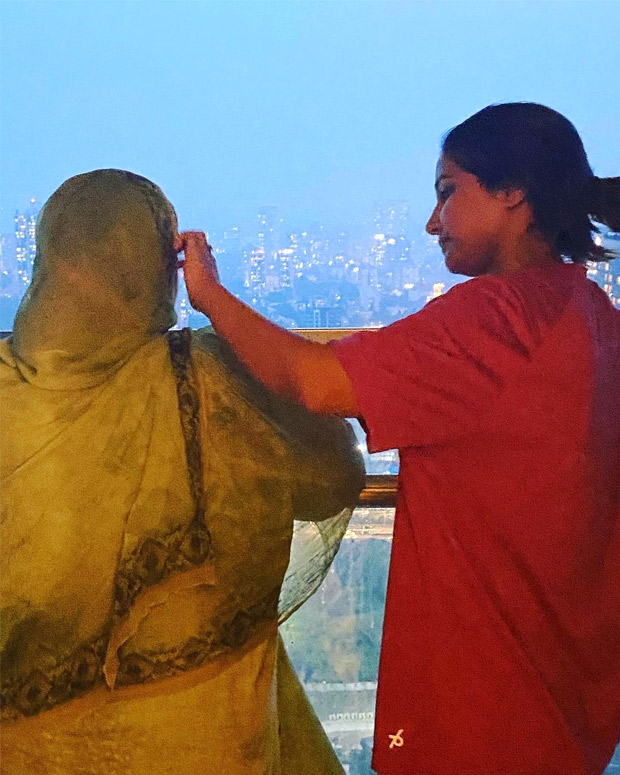 Hina Khan: left a profound heart-rending note on Instagram nibbling on her mother