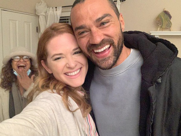 Jesse Williams reunites with Sarah Drew in Grey's Anatomy; actor leaving the series after 12 seasons on May 20 Jesse Williams reunites with Sarah Drew in Grey's Anatomy; actor leaving the series after 12 seasons on May 20