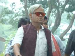 Neta Or Pareshaan Pita | Runaway Lugaai | Sanjay Mishra | Naveen Kasturia | Ruhi Singh | MX Player