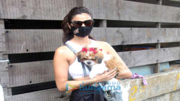 Photos: Daisy Shah spotted at a pet clinic in Bandra