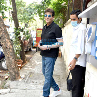 Photos: Jeetendra snapped at clinic in Juhu