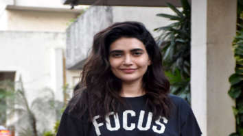 Photos: Karishma Tanna snapped in Juhu