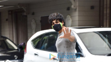 Photos: Kartik Aaryan spotted at Murad Khetani’s house in Juhu