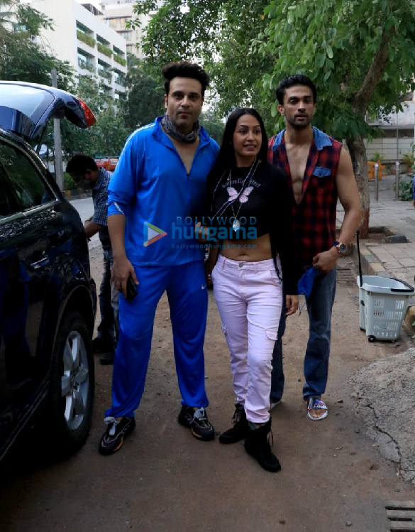 Photos: Krushna Abhishek and Kashmera Shah snapped in Bandra