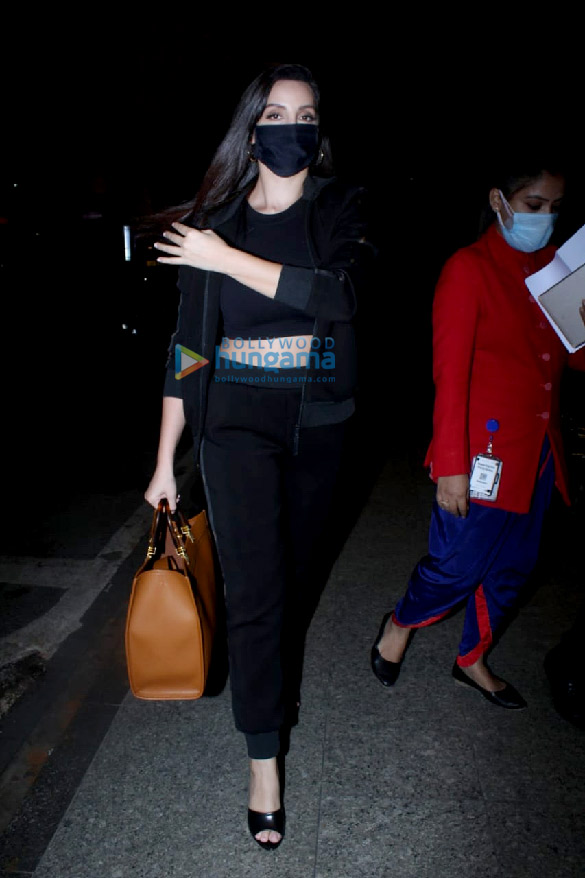 photos ranveer singh deepika padukone nora fatehi and others snapped at the airport 2