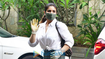 Photos: Raveena Tandon spotted in Bandra