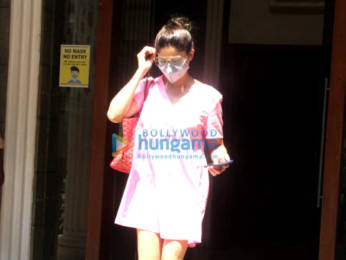 Photos: Shamita Shetty spotted at a clinic in Bandra