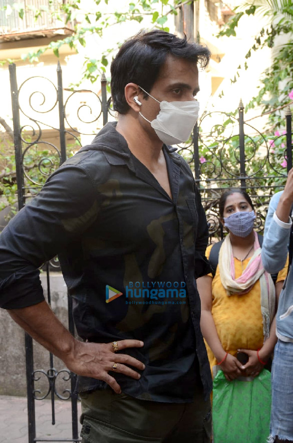 Photos: Sonu Sood snapped at his residence