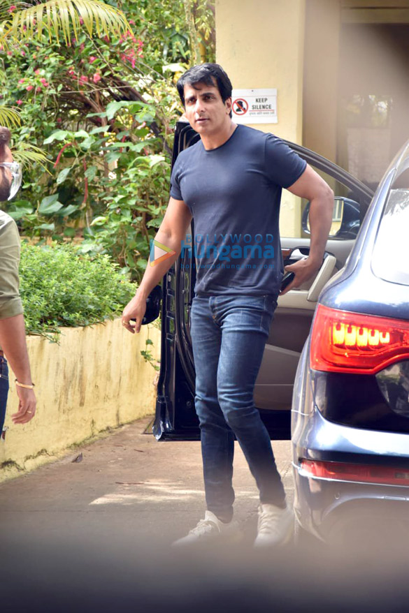 Photos: Sonu Sood snapped in Juhu Photos: Sonu Sood snapped in Juhu