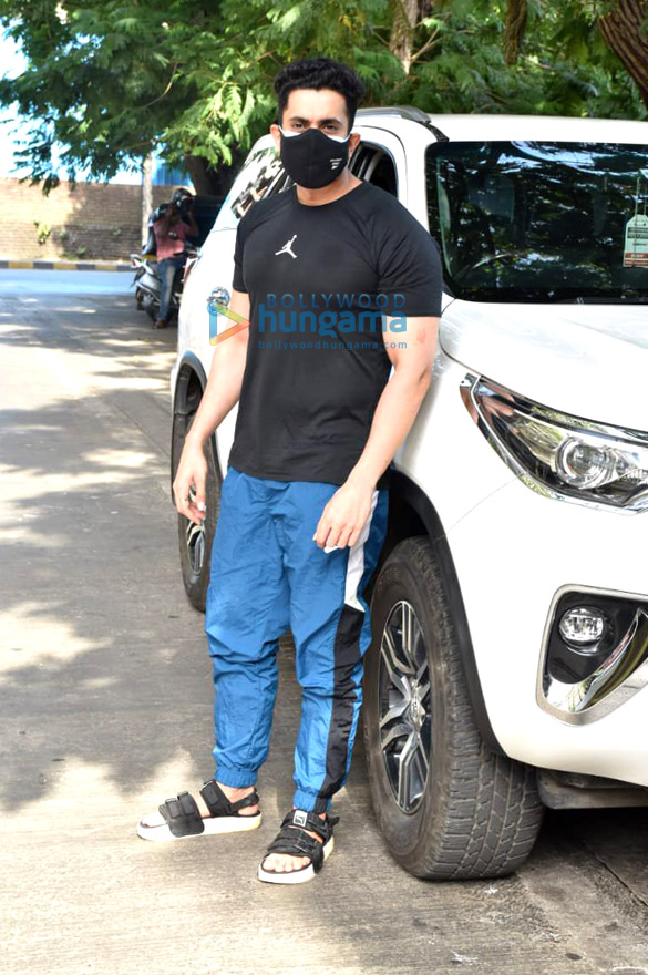 photos sunny singh nijjar snapped in juhu 3 3