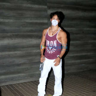 Photos: Tiger Shroff snapped in Bandra