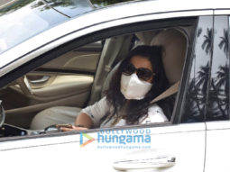 Photos: Vidya Balan and Siddharth Roy Kapur snapped in Juhu