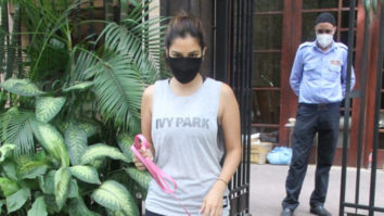 Sophie Choudry spotted at her residence