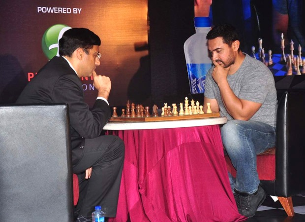 Aamir Khan to play a game of chess with Viswanathan Anand to raise funds amid Covid-19 Aamir Khan to play a game of chess with Viswanathan Anand to raise funds amid Covid-19