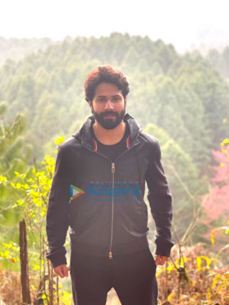 On the sets of the movie Bhediya