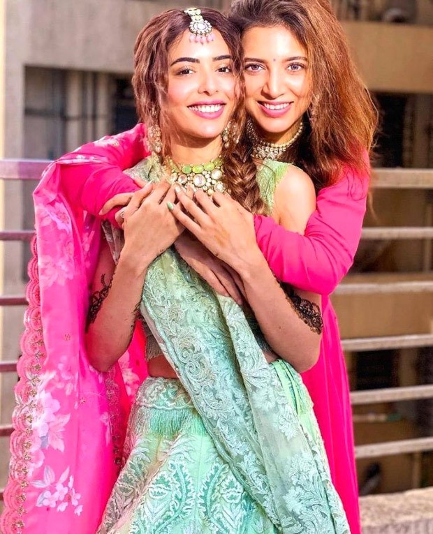 Divya Drishti actress Sana Sayyad stuns in green lehenga for her mehendi ceremony ahead of her wedding with Imaad Shamsi