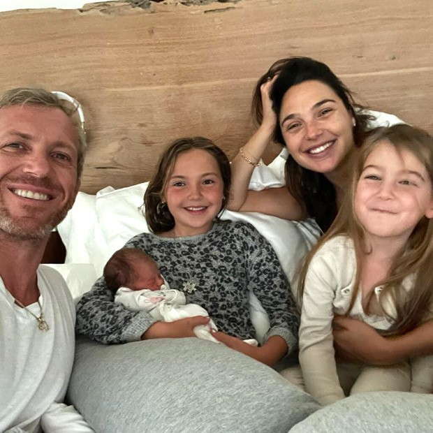 Gal Gadot gives birth to third child; shares family photo with newborn Daniella Gal Gadot gives birth to third child; shares family photo with newborn Daniella