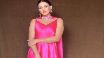 Himanshi Khurana shines bright in trendy poppy pink chudidaar which is the summer favourite