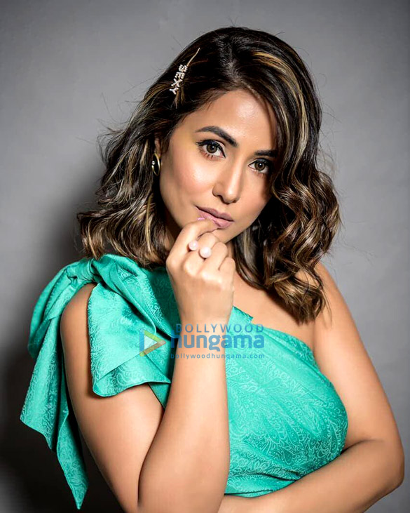 hina khan 1 15