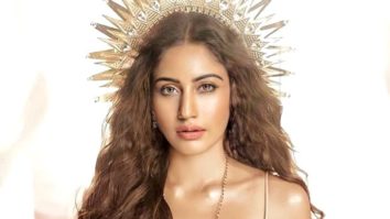 Isqhbaaz actress Surbhi Chandna looks exquisite donning a crown