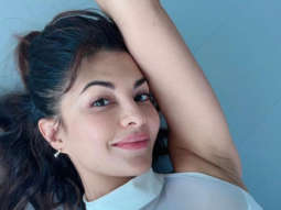 Jacqueline Fernandez looks beautiful in halter neck top and subtle makeup