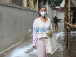 Photos: Alia Bhatt spotted at Dharma Productions office in Khar