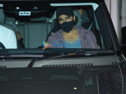 Photos: Arjun Kapoor snapped at a gym in Bandra
