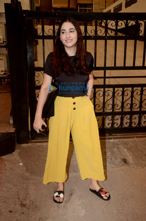Photos: Disha Parmar snapped in Lokhandwala