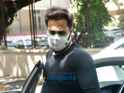 Photos: Emraan Hashmi spotted at a dubbing studio in Bandra