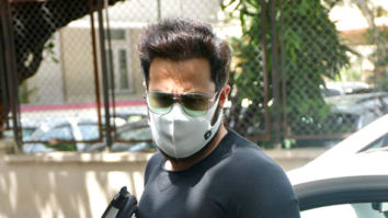 Photos: Emraan Hashmi spotted at a dubbing studio in Bandra